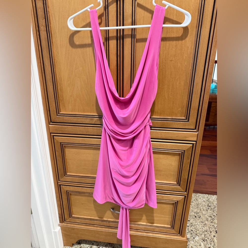 Selfie Leslie Vibrant Pink Backless Dress